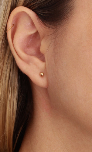 Imagem 3 de 4 de Kit Dois Brincos, 1 Bolinha E 1 De Zirconia De 3mm 10k
