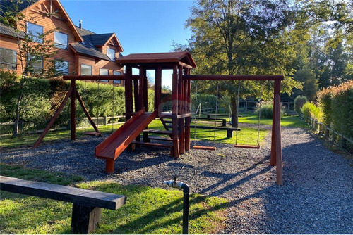 En Venta Casa 5 Dormitorios 4 Baños En Pucón