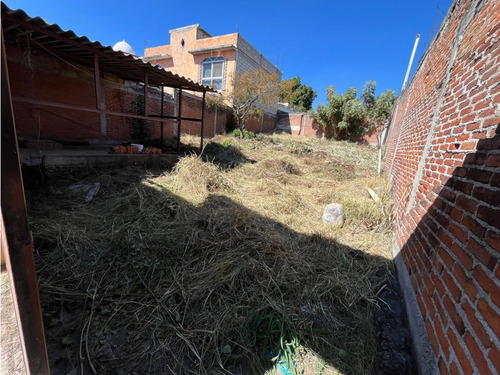 Terreno Bardeado En Venta En Ahuatepec R.