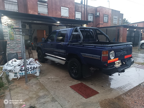 Toyota Hilux Pick-Up 3.0 DX 4X2 DOBLE CABINA