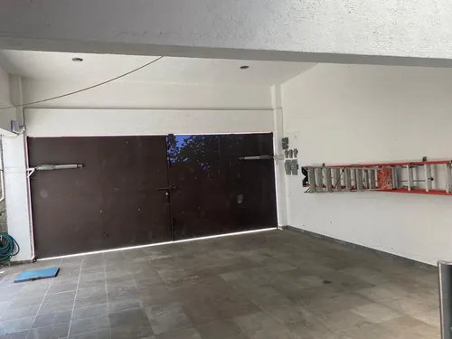 Casa En Venta En Fracc. Con Vigilancia. Lomas Tetela, Cuernavaca