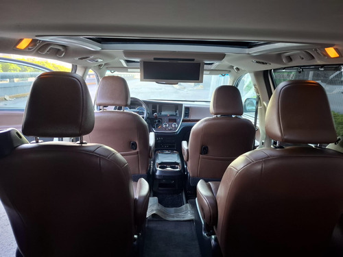 Toyota Sienna 3.5 Limited At