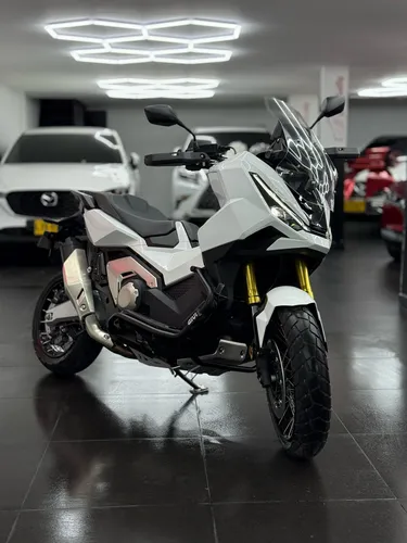 Honda X-advs 750