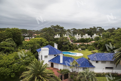 Imagen 2 de 17 de Hermoso Departamento, En Playa Brava. - Punta Del Este Rincón Del Indio