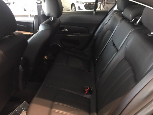 Imagem 8 de 9 de Chevrolet Cruze 1.8 Lt 16v Flex 4p Automático