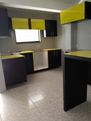 Amr Alquila Apartamento De 4 Habitaciones En Capachito