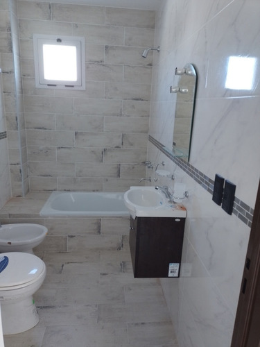 Imagen 9 de 15 de Departamento 2 Amb A Estrenar - Morelos 513 - L.del Mirador