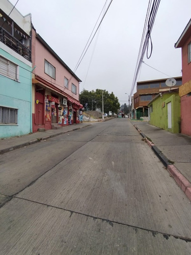 Arriendo Loft 1d/2b A Pasos De Avenida Alemania, Valparaíso.