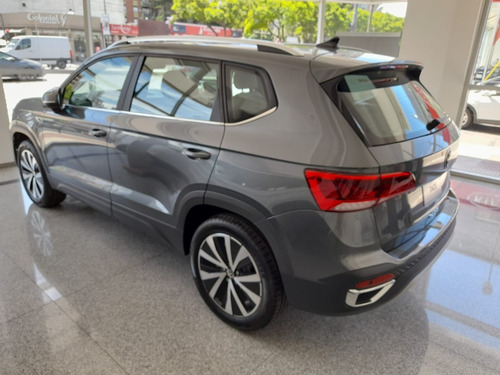 Imagen 2 de 9 de Volkswagen Taos Highline 2022 - Entrega Inmediata - Física