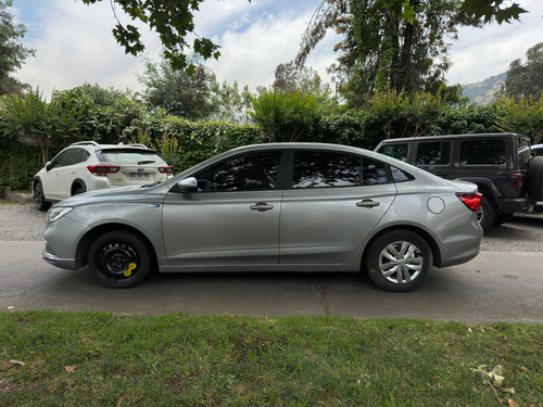 MG MG5 1.5 Std Mt