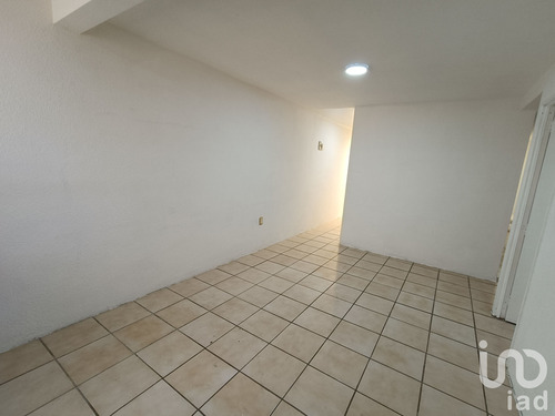 Venta Casa 5 Ambientes El Batan