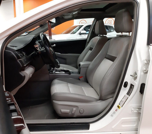 Imagen 9 de 15 de Toyota Camry Xle 2.5 L At 2014