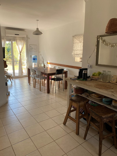 Casa En Venta 4 Dormitorios Pileta En Los Jazmines, Pilar Del Este, Pileta Y Parrilla