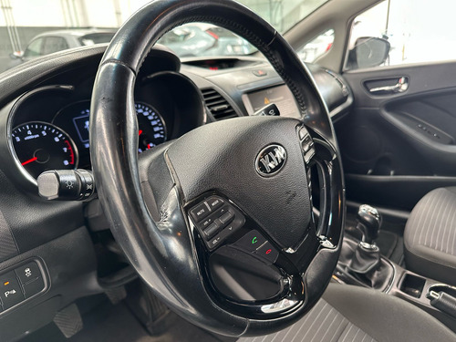 Kia Forte 2.0 Ex Mt