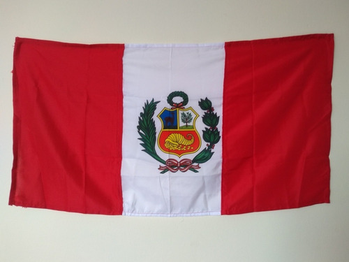 Bandera Del Perú Con Escudo 90cm X 50 Cm