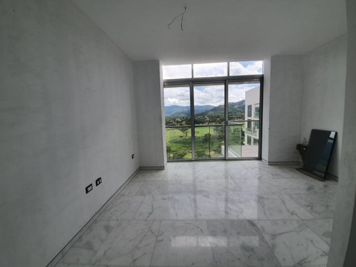 Imagen 18 de 18 de Hermoso Penthouse A En Guataparo