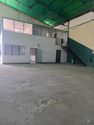 Se Vende Galpón En La Zona Industrial Del Estado Carabobo D31-02