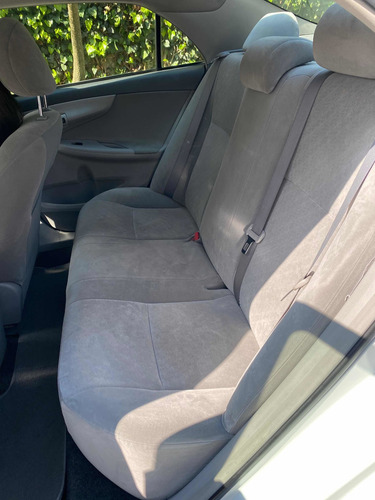 Imagen 10 de 10 de Toyota Corolla Xli Sedan