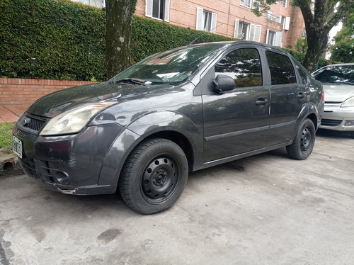 Ford Fiesta Max Full 2009 Titular