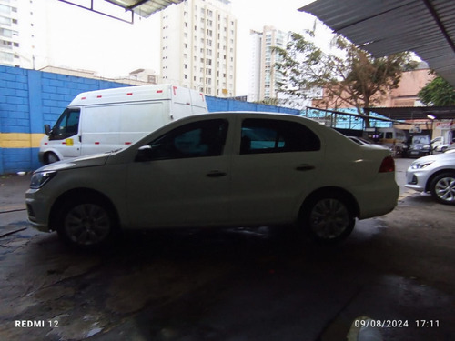 Volkswagen Voyage 1.0 12v Total Flex 4p
