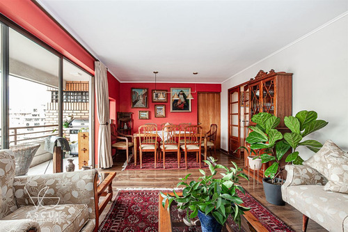 Departamento En Venta De 4 Dorm. En Las Condes