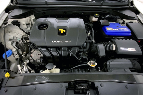 Imagen 10 de 25 de Hyundai Elantra Sedan 4 Pts Gls 20l Ta A/ac Ra-15