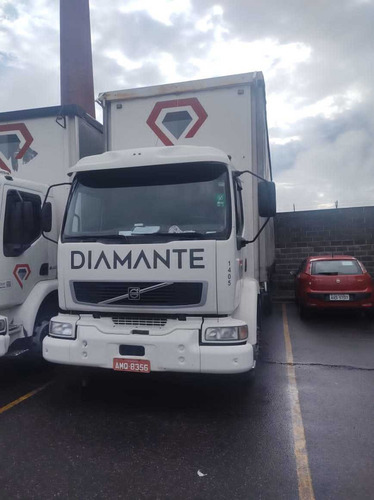 Imagem 4 de 10 de Volvo Vm 17-240