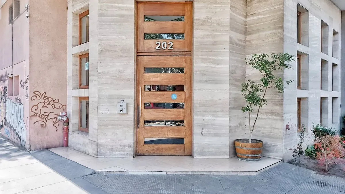 Imagen 2 de 16 de Departamento En Arriendo En Santa Rosa, Santiago