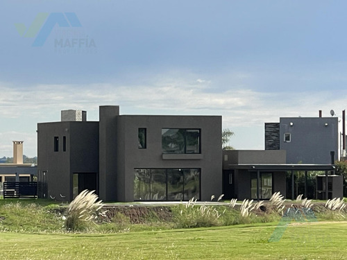 Casa En San Sebastian Area 2