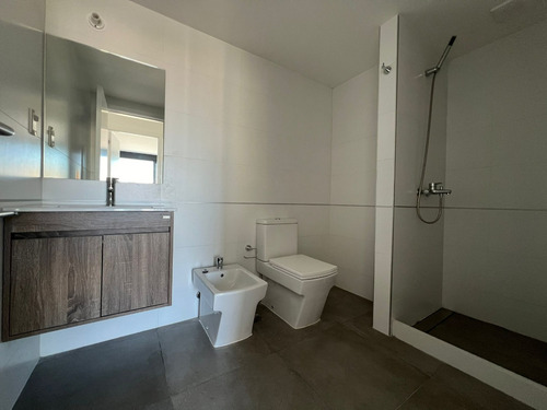 Venta Apartamento 1 Dormitorio Penthouse Con Garage Centro