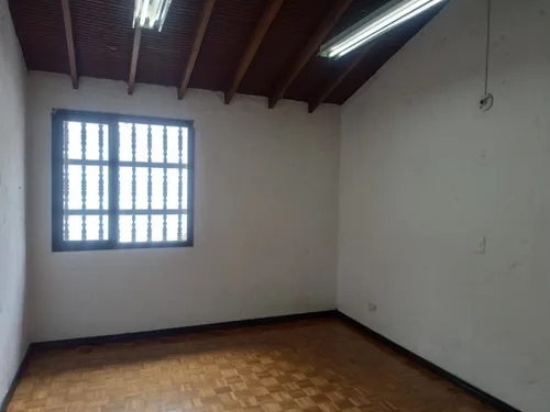 Casa Comercial En Arriendo En Patio Bonito, Poblado