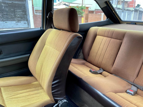 Imagem 9 de 11 de Volkswagen Gol Ls 1.6 Alcool - 1986