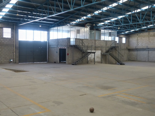 Bodega/nave En Venta Industrial En Carretera Panamericana