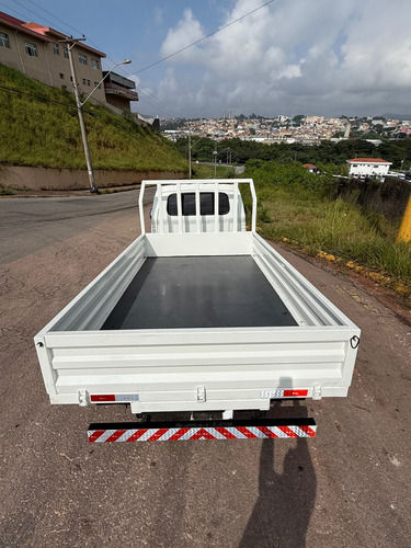Kia Bongo 2.5 Std 4x2 Rs Turbo S/ Carroceria 2p