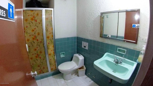 Comercial En Pardo Rubio(bogota) Rah Co: 21-486