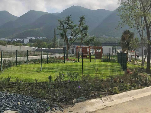Terreno En Venta En El Uro En Carretera Nacional Monterrey