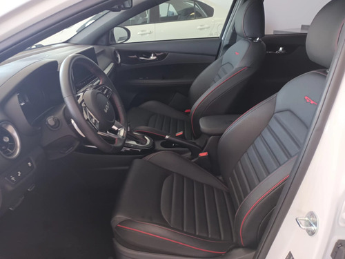 Kia Forte 4p GT L4/1.6/T Aut