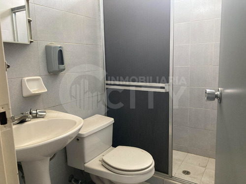 Cb Versatil Complejo Industrial En Alquiler