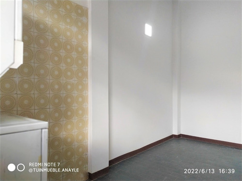 Imagen 11 de 24 de Se Alquila Anexo 220m2 3h/3b/0p Caurimare 6537