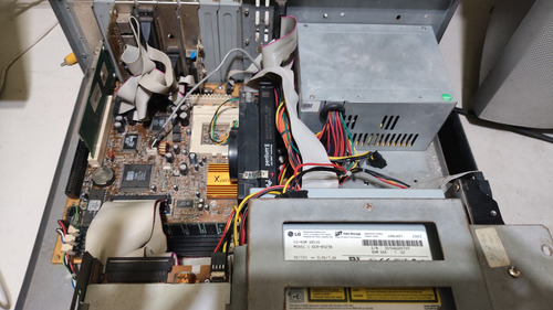 Computador Pentium Ii Raridade 6.4 Gb 128 Mb Sis 620 (Usado)