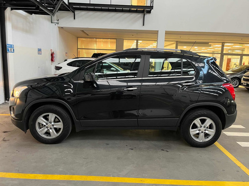 Imagen 12 de 24 de Chevrolet Tracker 2015 1.8 Ltz Fwd Mt 140cv