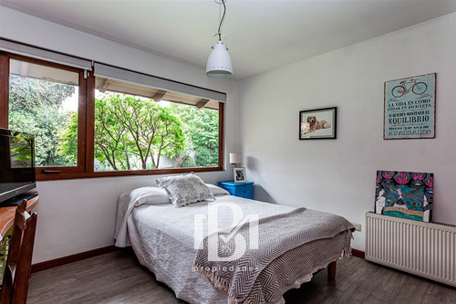 Casa En Venta De 5 Dorm. Camino San Antonio Las Condes