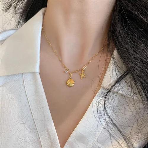 Collar Con Colgante Concha De Estrella De Mar Y Nicho Dorado