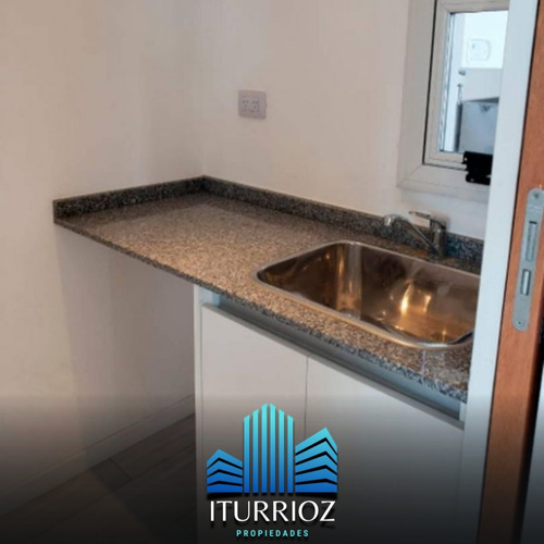 Imagen 17 de 17 de En Venta Semipiso Banfield Rincón 395 4 Años De Antigüedad