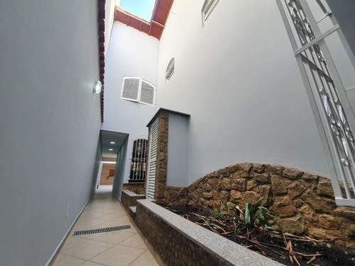 Imagem 28 de 30 de Sobrado Com 3 Dormitórios À Venda, 278 M² Por R$ 970.000,00 - Vila Pires - Santo André/sp - So1853