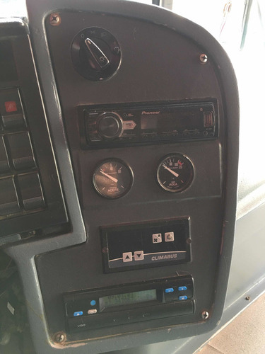 Volkswagen 18-320