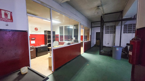 Edificio Venta La Urbina 1600 Mts2 Sonmetros2