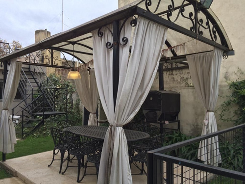 Casa En Venta En Barrio