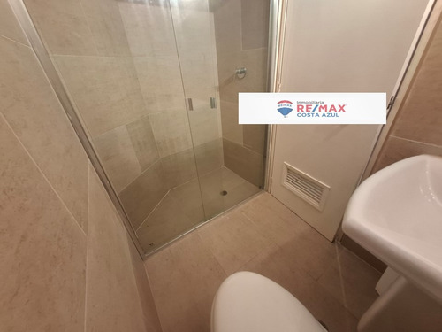 Apartamento En Venta De 40 M² Tipo Estudio Con Puesto De Lancha En Marina Edificio Gran Marina Tucacas