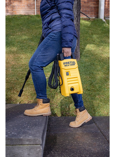 Hidrolavadora eléctrica Pretul HILA-1300P amarilla/negro de 1200W con 1300psi de presión máxima 127V - 60Hz